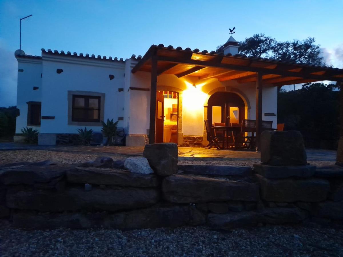 Villa Corvatos Casas Do Monte Almodôvar Exterior foto